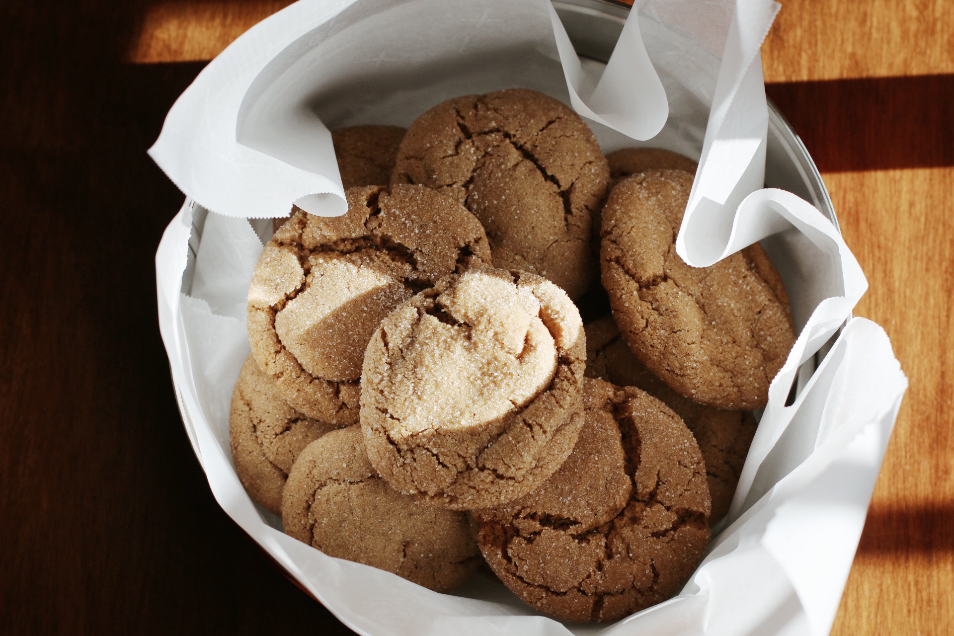 molasses cookies in parchment paper